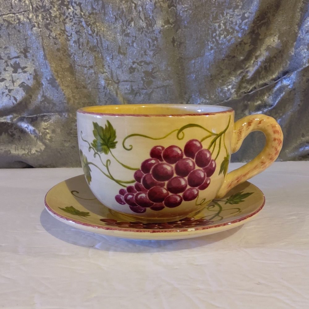 Large Tea/ Coffee Mug/Cup With Saucer . Grape/Leaf Pattern . 2 pc Set